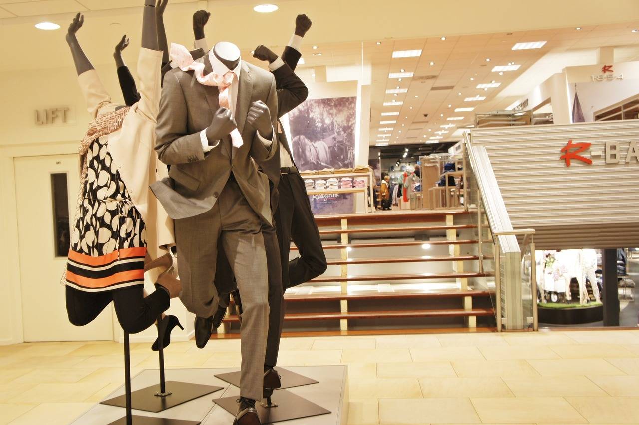 How Augmented Reality is Changing the Online Shopping Experience